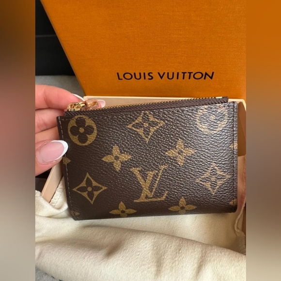 Louis Vuitton Handbags - Louis Vuitton Lisa wallet